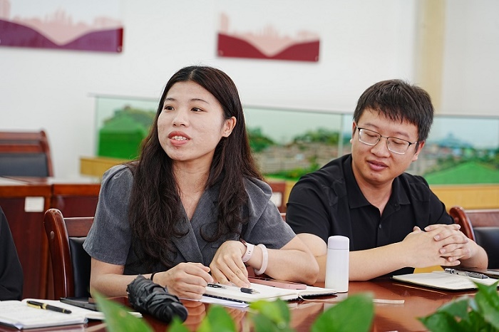 座谈会现场2.jpg