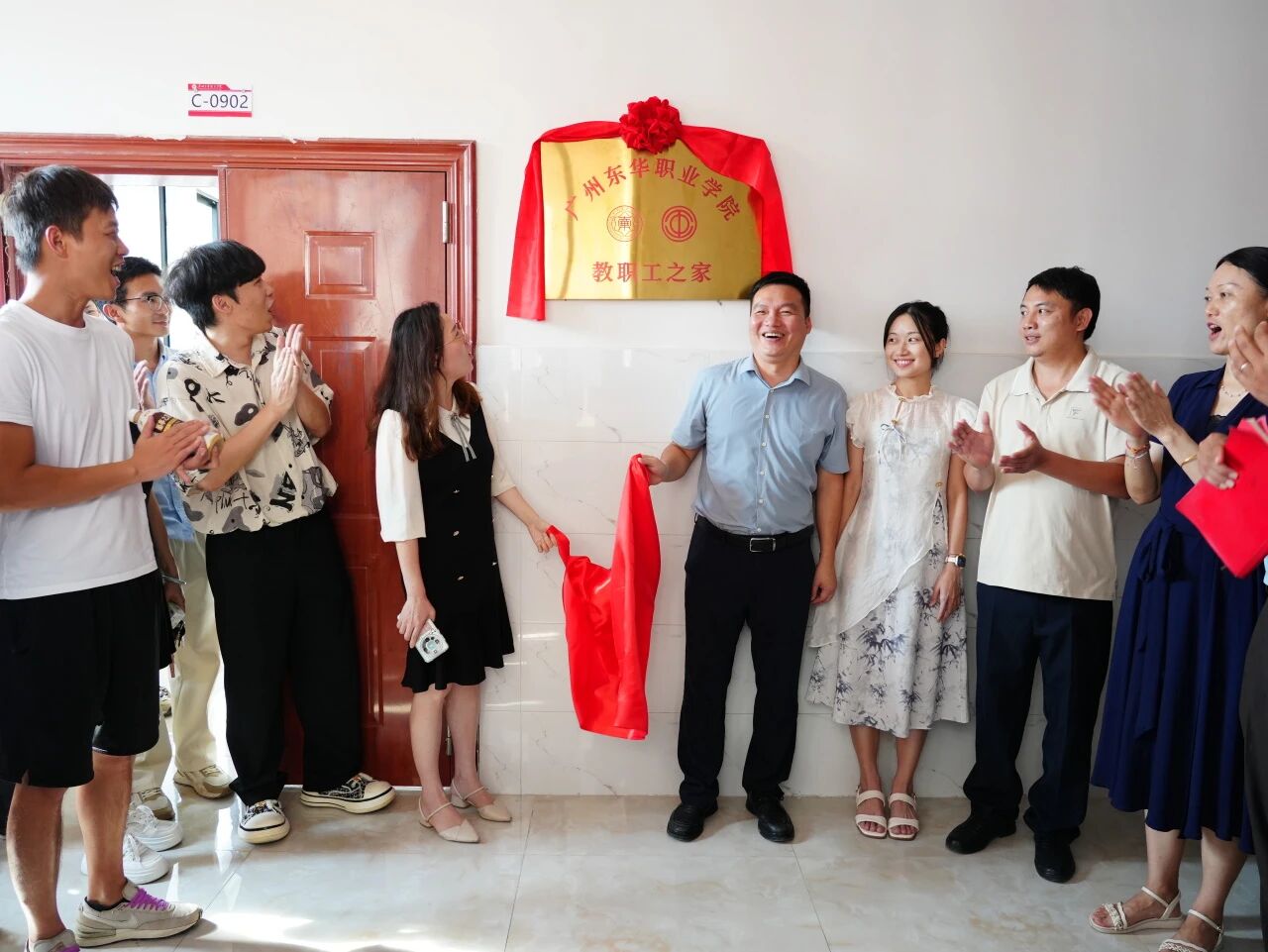 a9e12025-f768-48f2-a417-d94c9ef6bbde.jpg a9e12025-f768-48f2-a417-d94c9ef6bbde.jpg