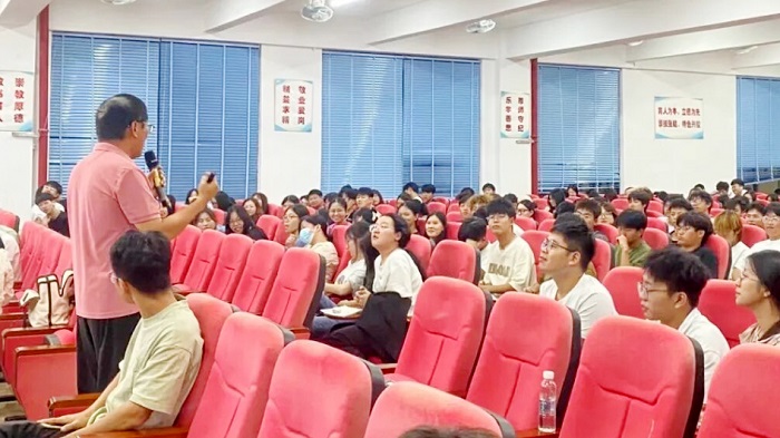 图片2.jpg 图片2.jpg