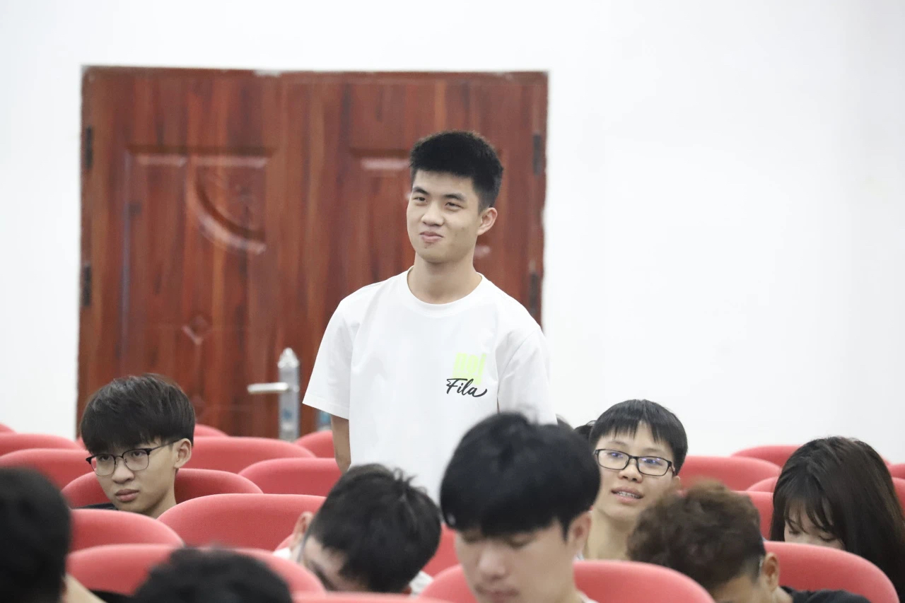 微信图片_20231118153722.png 微信图片_20231118153722.png