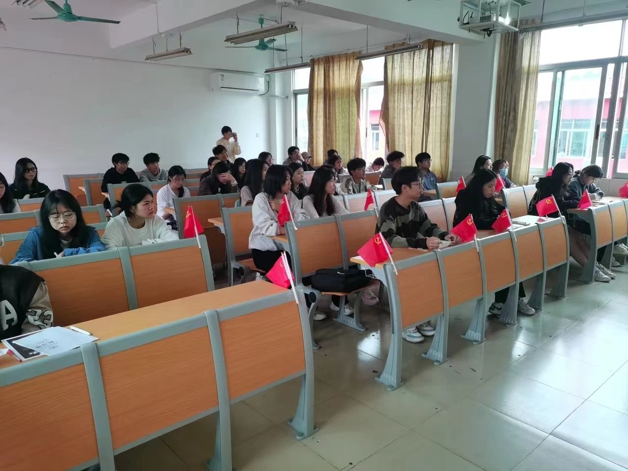 微信图片_20231215203032.jpg 微信图片_20231215203032.jpg