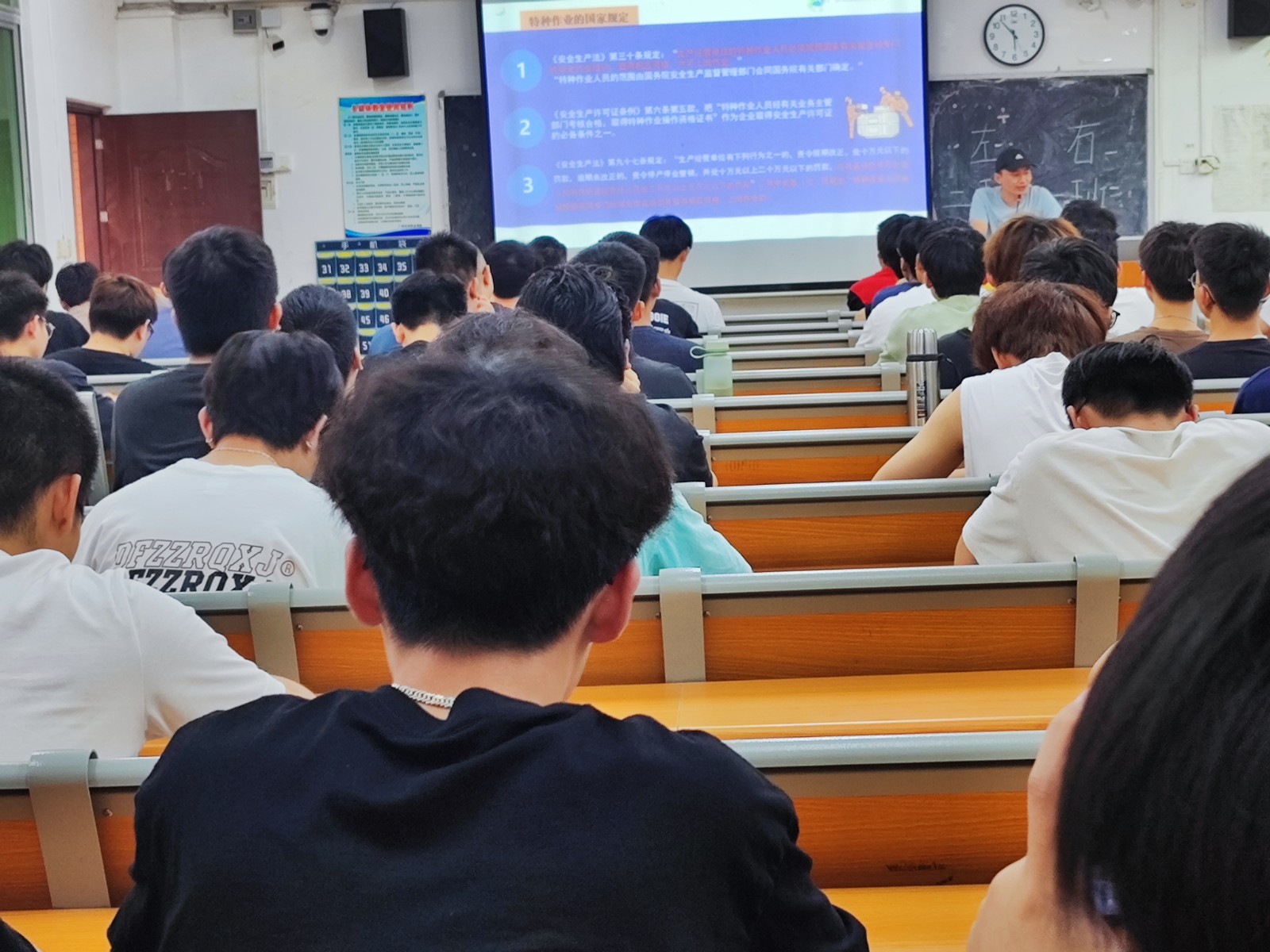 微信图片_20240419192229.jpg 微信图片_20240419192229.jpg