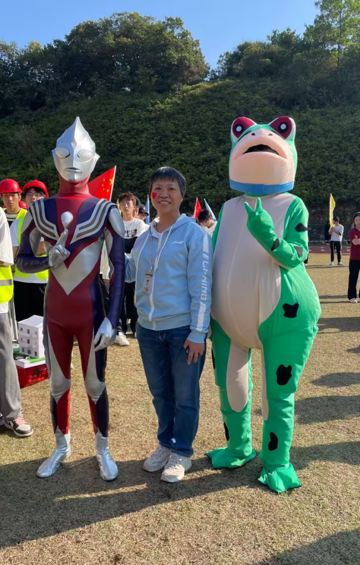 梁幼智.jpg