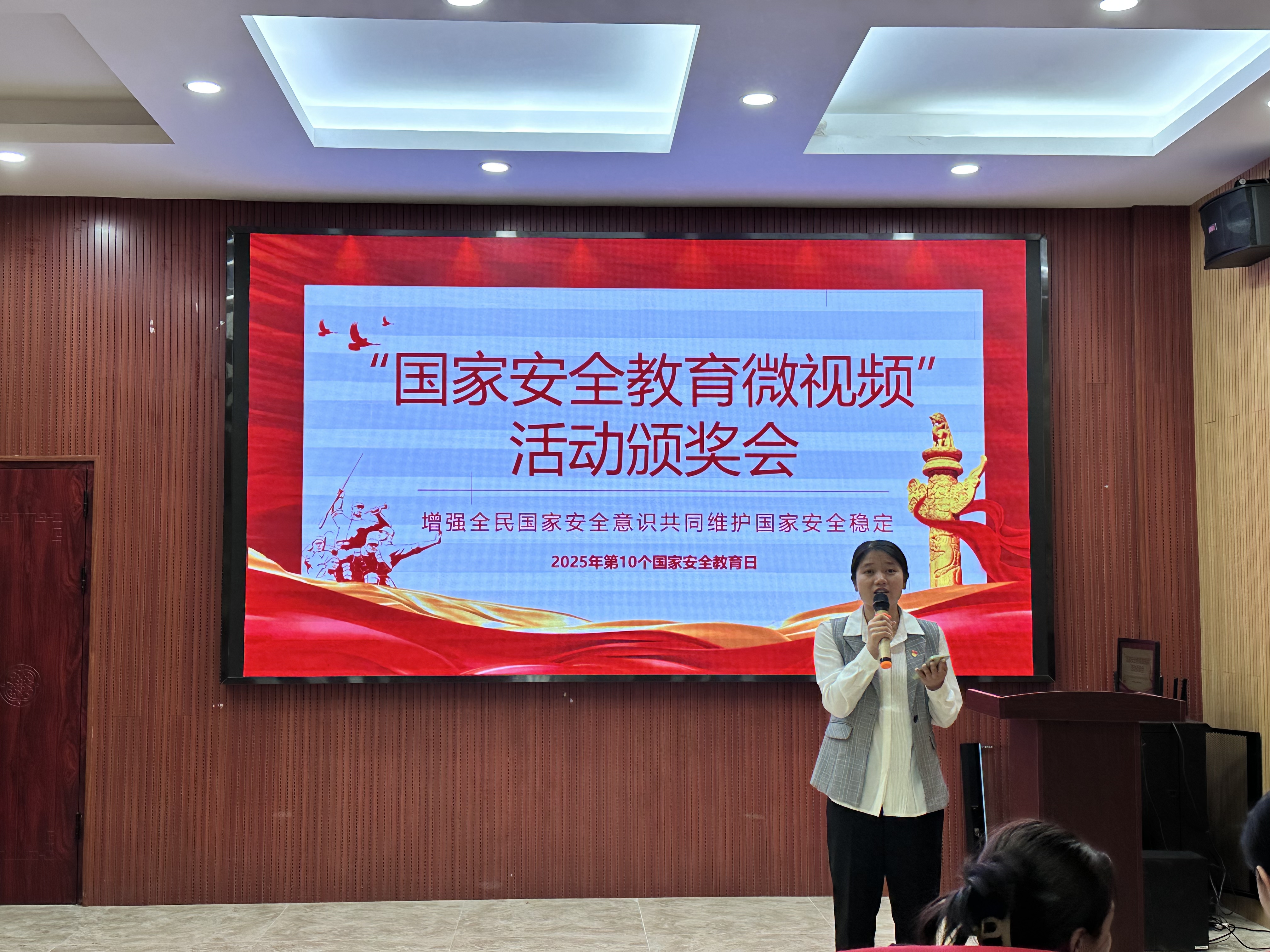 4483c86f-be93-4e0d-a157-aae7b66cc35f.jpg
