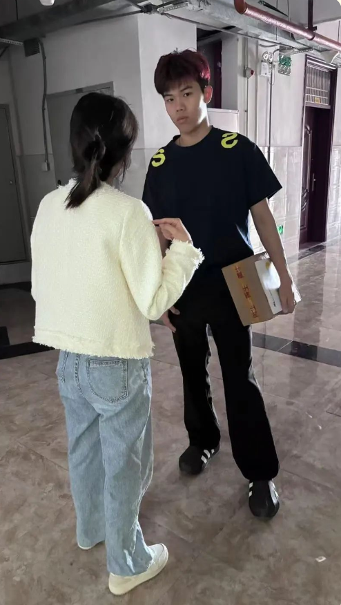 屏幕截图 2025-04-28 182950.png