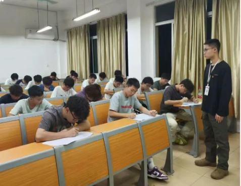屏幕截图 2025-05-21 224909.png