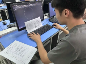 屏幕截图 2025-05-24 193935.png