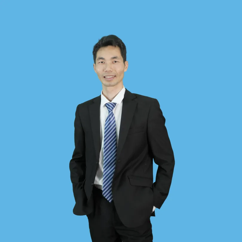 梁煜武1.jpg