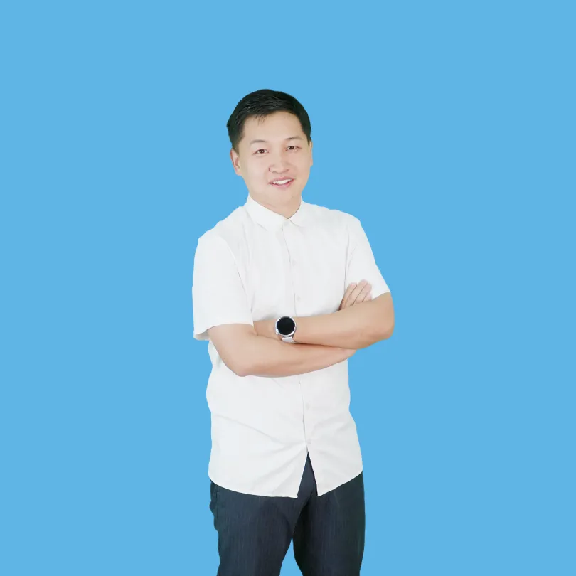 刘灵1.jpg