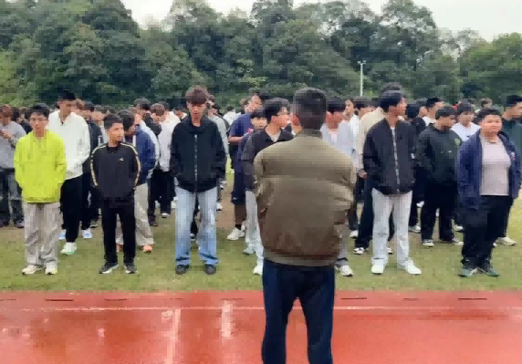 屏幕截图 2025-10-26 174826(1).png 屏幕截图 2025-10-26 174826(1).png