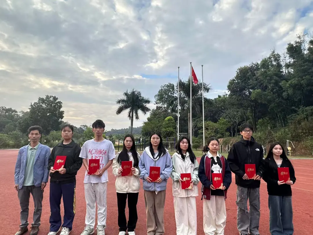 图片5.jpg 图片5.jpg