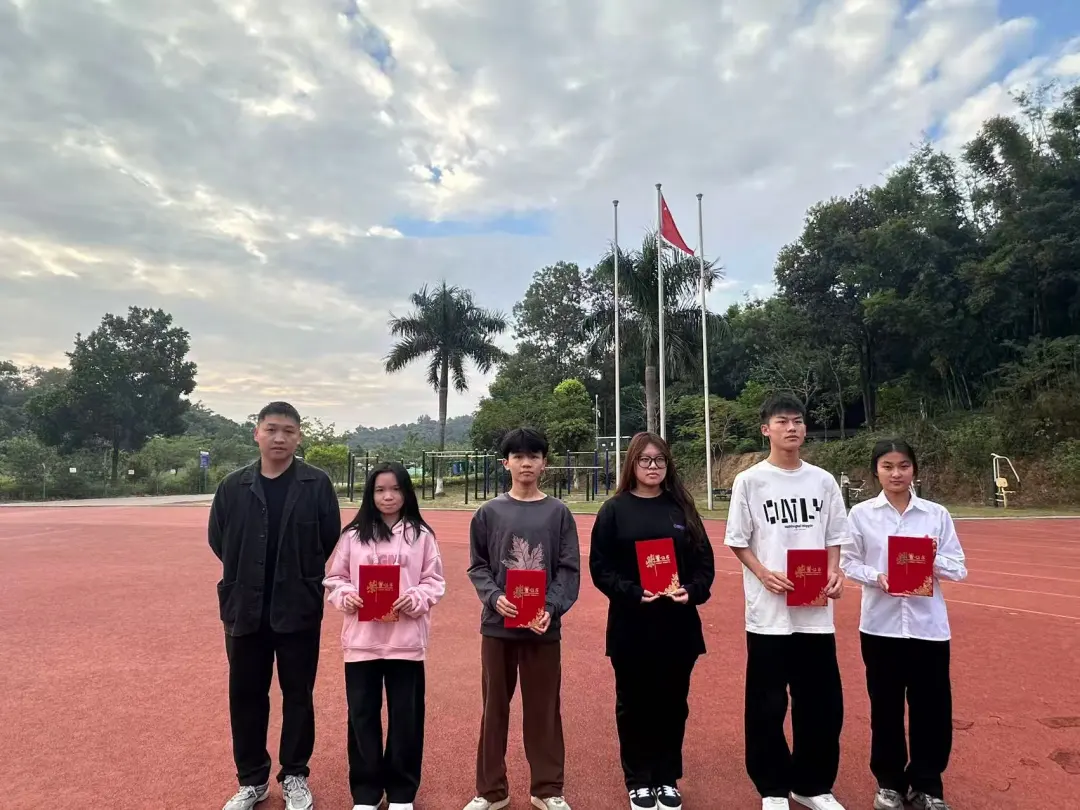 图片7.jpg 图片7.jpg