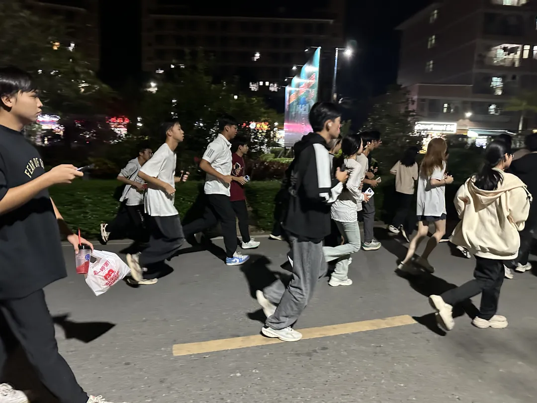 图片11.jpg 图片11.jpg