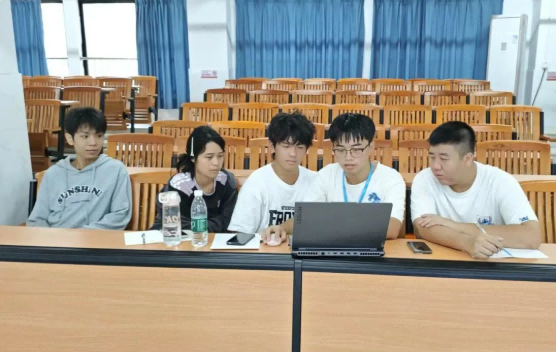 屏幕截图 2025-11-03 121259(1).png 屏幕截图 2025-11-03 121259(1).png