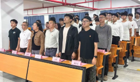 屏幕截图 2025-11-05 223202.png 屏幕截图 2025-11-05 223202.png