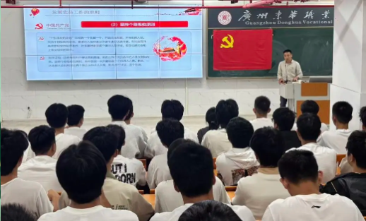 屏幕截图 2025-11-16 215603.png 屏幕截图 2025-11-16 215603.png