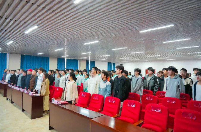 屏幕截图 2025-11-28 232622(1).png 屏幕截图 2025-11-28 232622(1).png