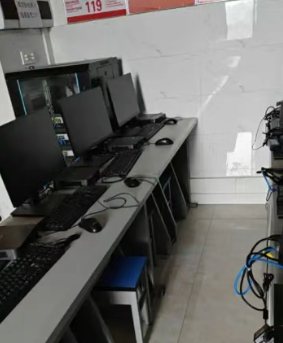 屏幕截图 2025-12-13 203614.png 屏幕截图 2025-12-13 203614.png