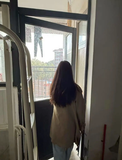 屏幕截图 2026-01-14 220216.png 屏幕截图 2026-01-14 220216.png