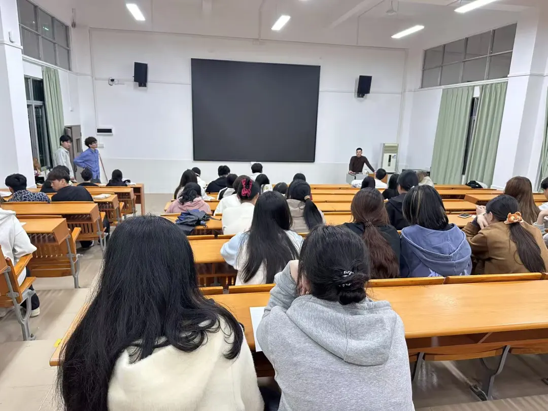 图片2.jpg 图片2.jpg
