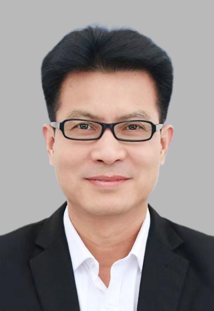 彭小青.jpg 彭小青.jpg